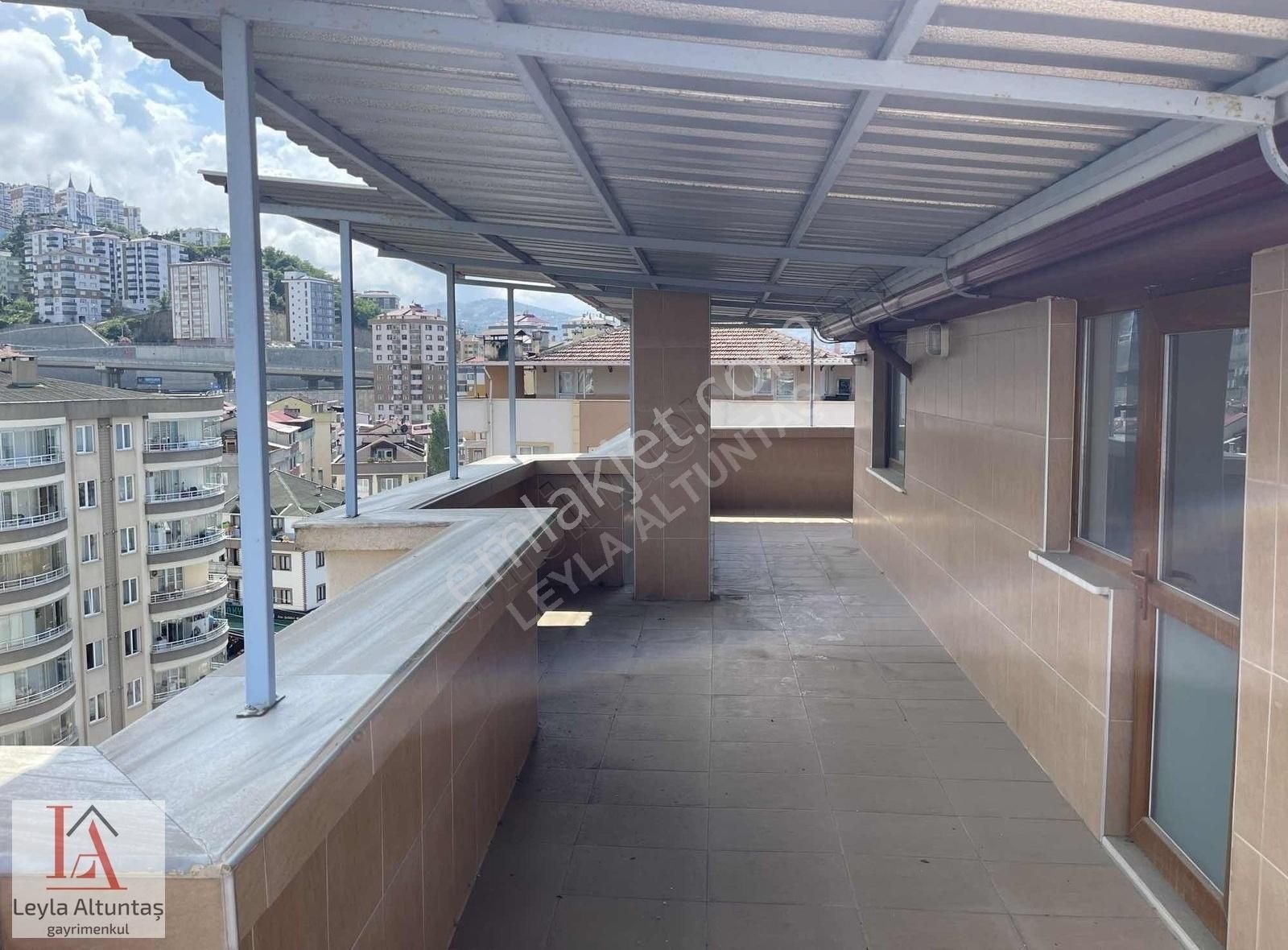 Karşıyaka Merkezde 2 Ayrı Girişli 5+2 Satılık Dubleks Daire - Görsel 29