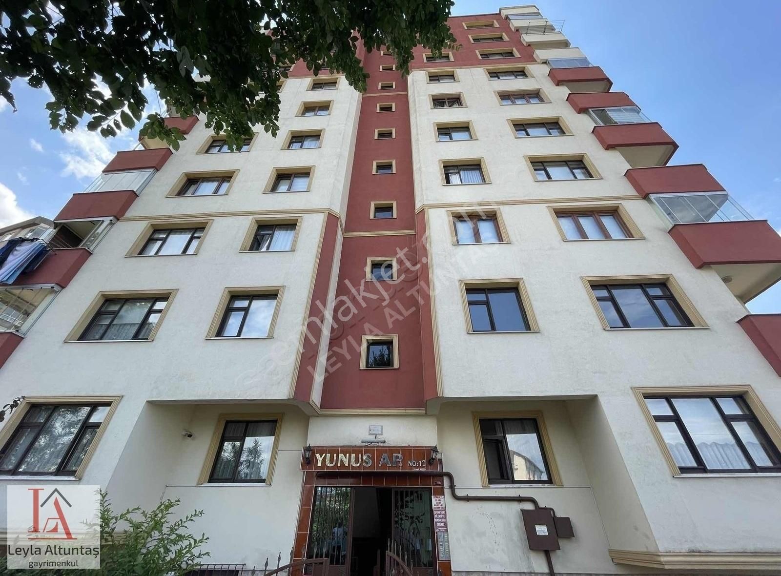 Karşıyaka Merkezde 2 Ayrı Girişli 5+2 Satılık Dubleks Daire - Görsel 32