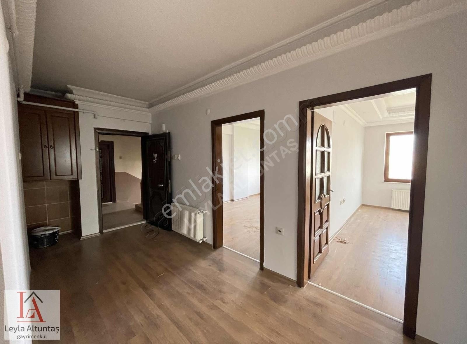 Karşıyaka Merkezde 2 Ayrı Girişli 5+2 Satılık Dubleks Daire - Görsel 5
