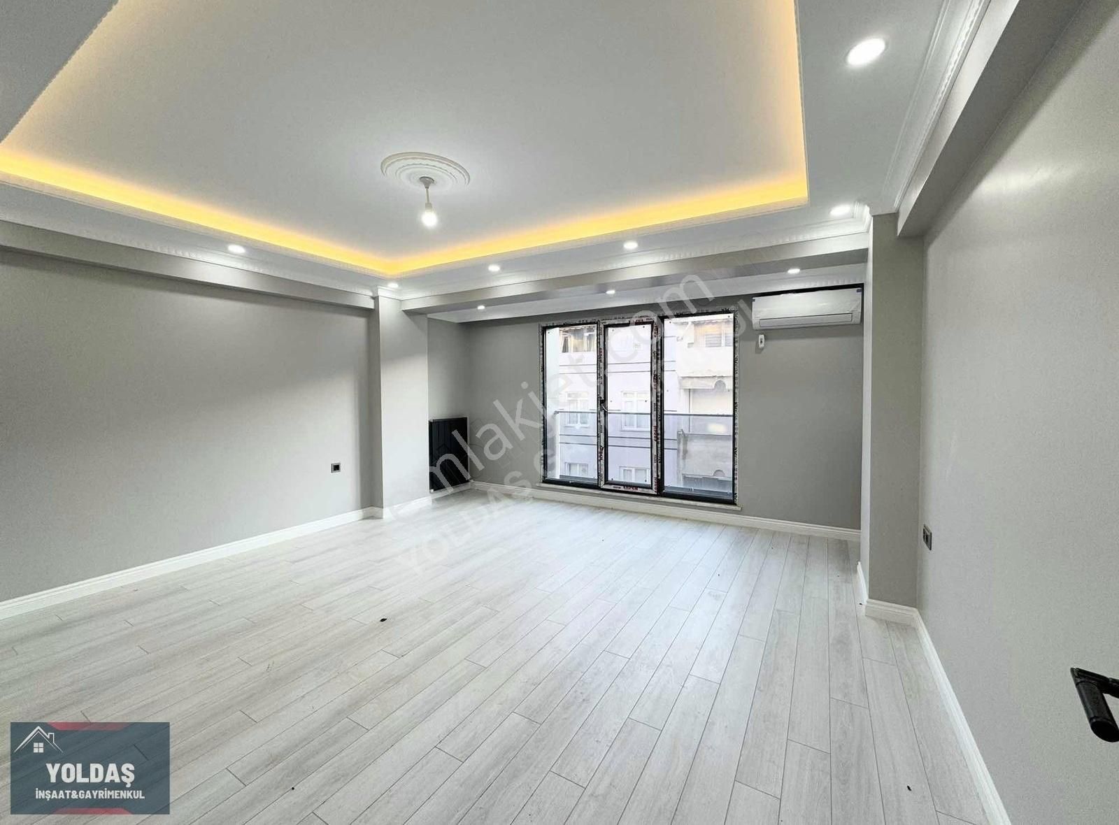 Yoldaş İnşaat'tan Satılık 2+1 110 M2 Klimalı Lüx Arakat Daireler