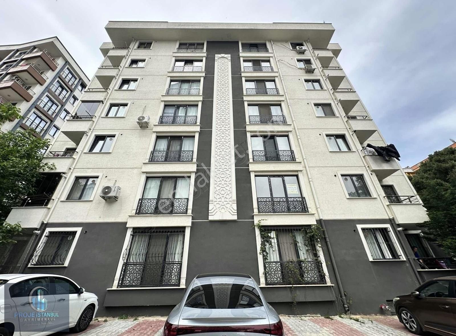 Petrol İş Mahallesinde Teraslı Daire