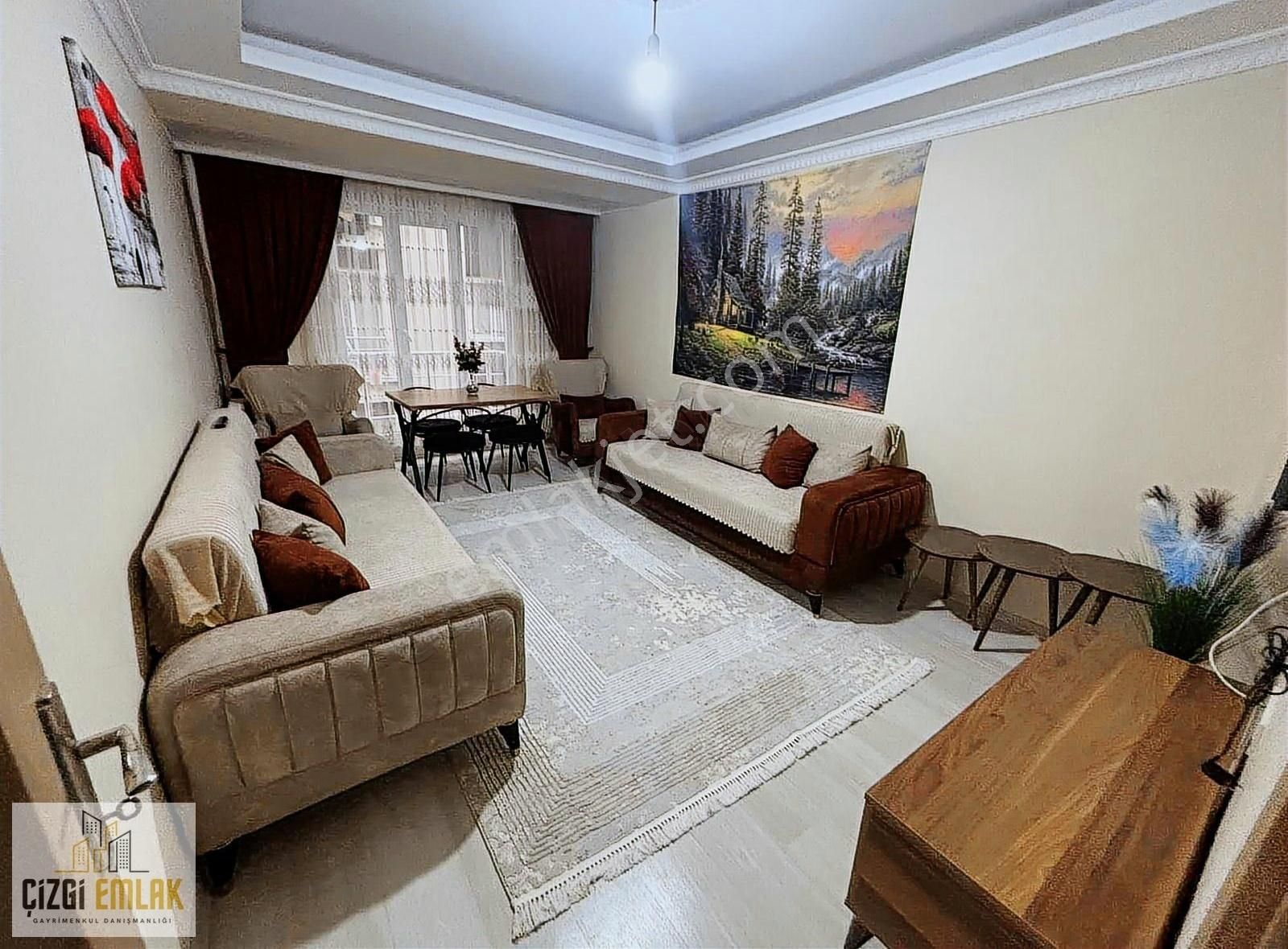 Şelale Evleri Sitesinde Acil Satılık 2+1 Asansörlü Fırsat Daire