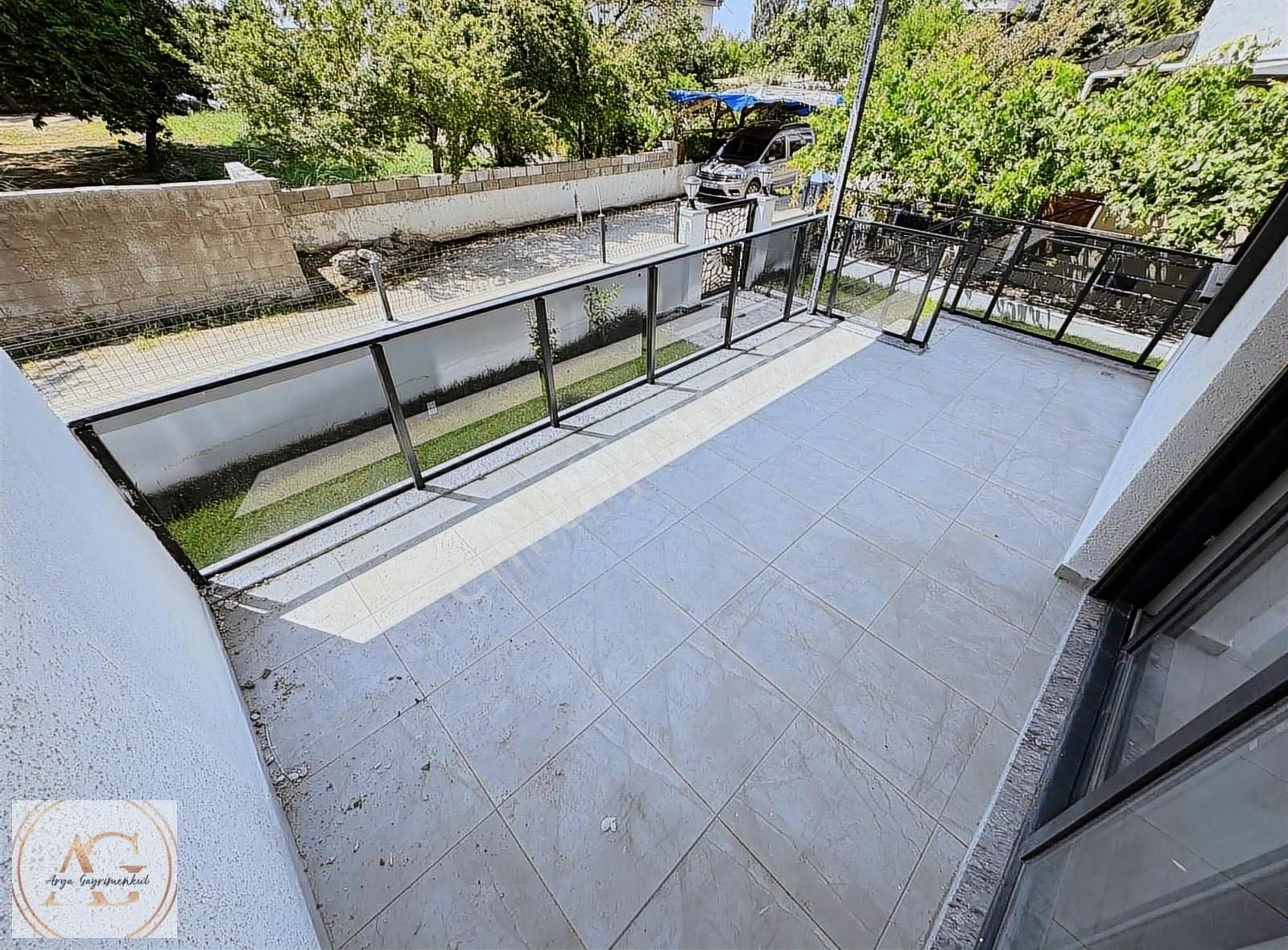 Arya'dan Güre'de Denize 50 Metre Deniz Manzaralı 3+1 Villa - Görsel 19