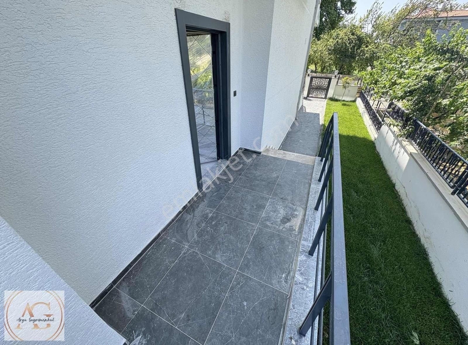 Arya'dan Güre'de Denize 50 Metre Deniz Manzaralı 3+1 Villa - Görsel 12