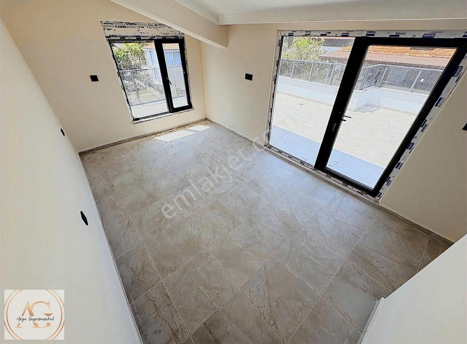 Arya'dan Güre'de Denize 50 Metre Deniz Manzaralı 3+1 Villa - Görsel 27