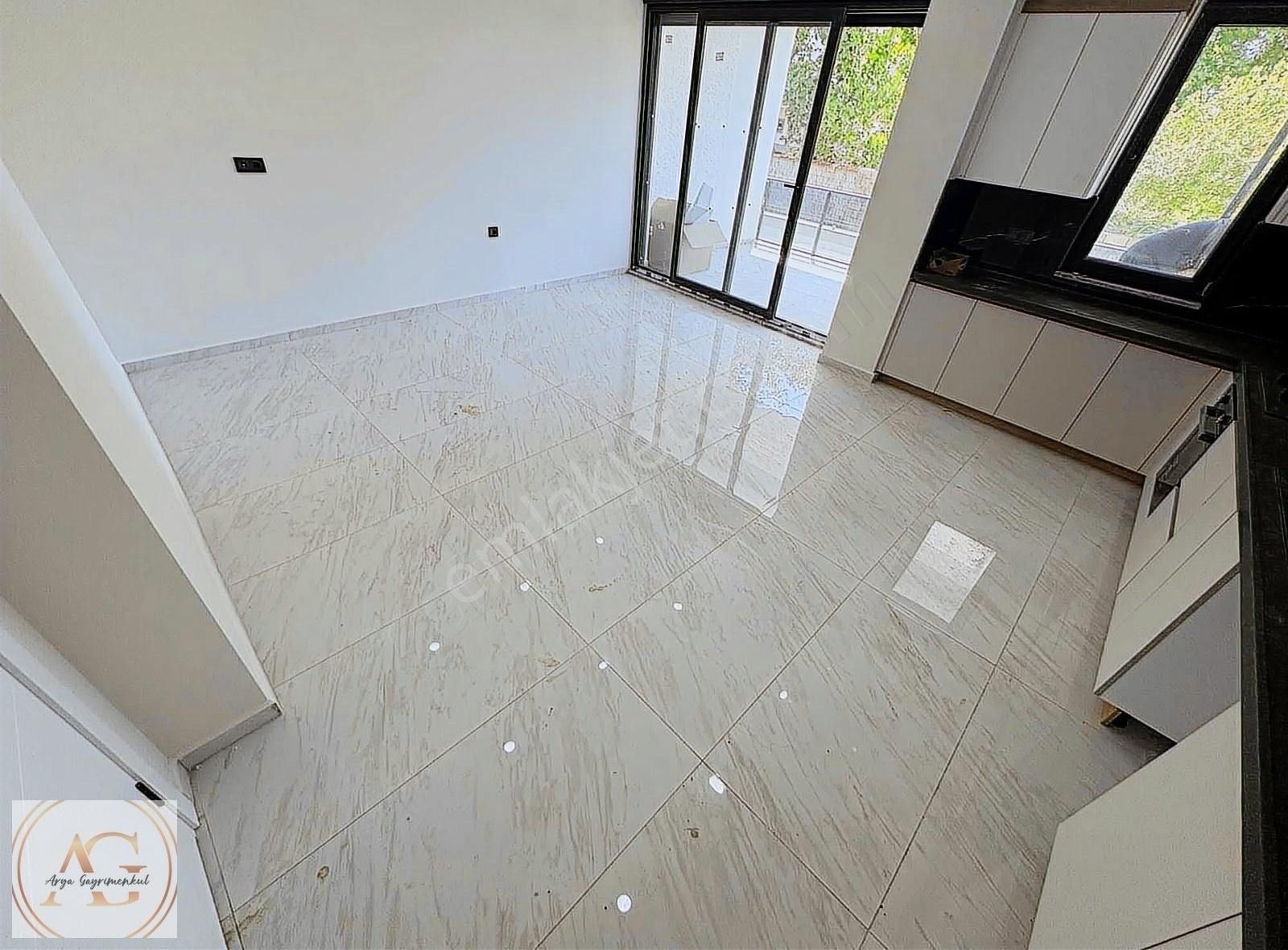 Arya'dan Güre'de Denize 50 Metre Deniz Manzaralı 3+1 Villa - Görsel 13