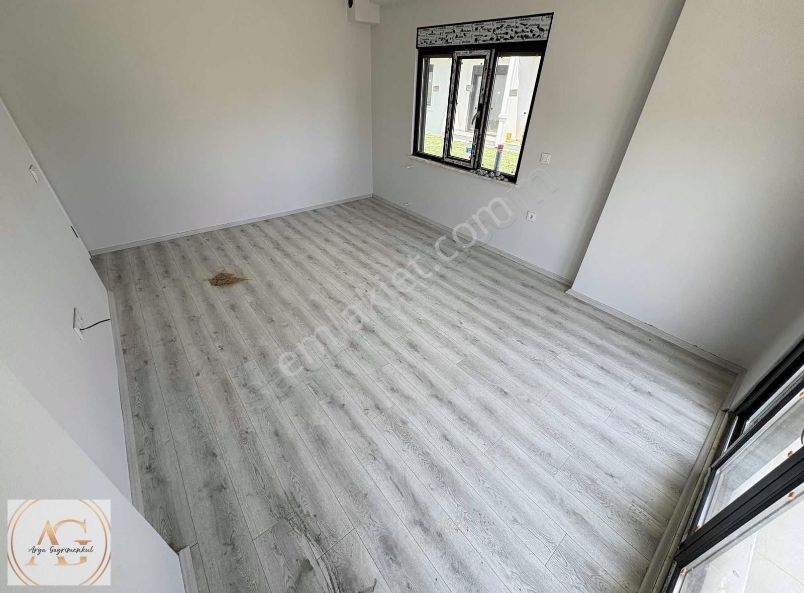 Arya'dan Site İçersinde Müstakil Bahçeli 2+1 Şık Tasarımlı Daire - Görsel 4