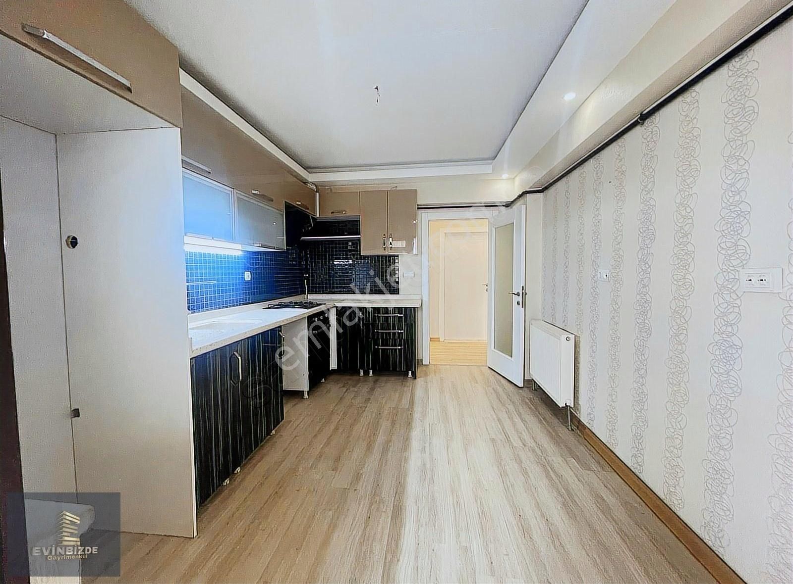 Evinbizde Gayrimenkul █saray Fatihte Site İçerisinde 3+1 Kiralık
