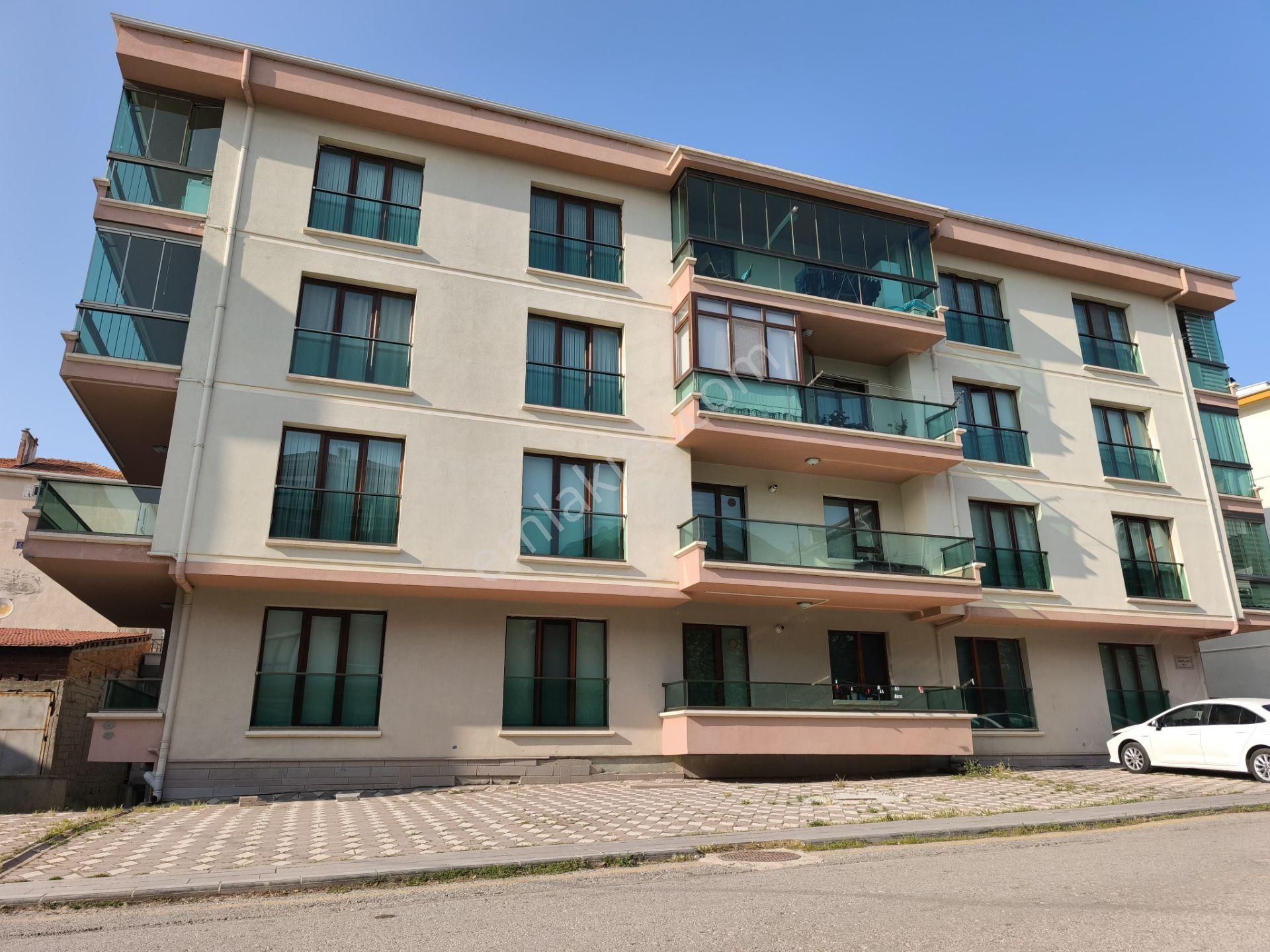 2+1 Net 90mt2 Güney Cephe Asansörlü Satılık Daire