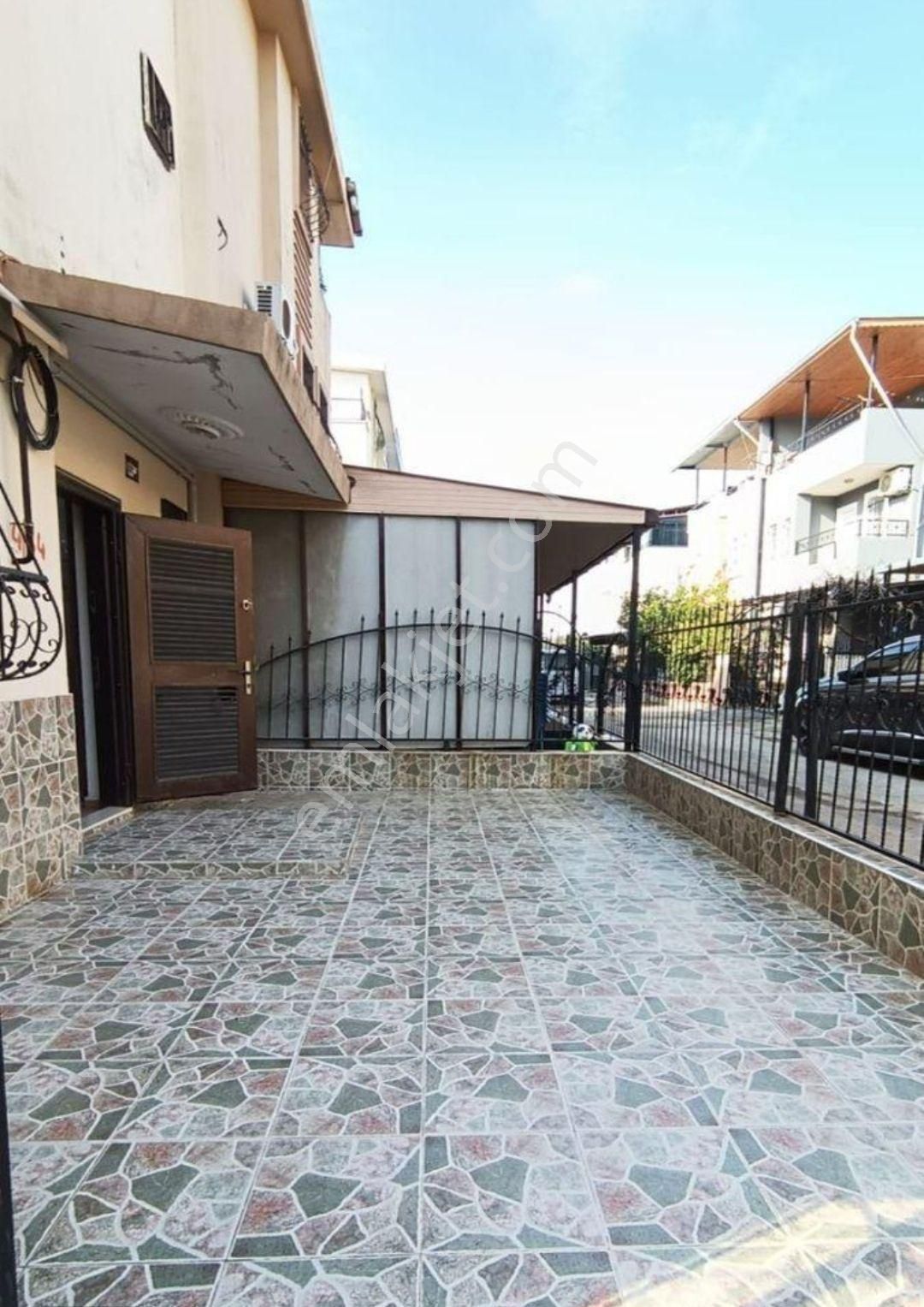 Senaydan Adana Seyhan Bahçeşehirde İsabet Okullar Civarı Site İçinde 4+1+çb+dg Teraslı Triplex Villa