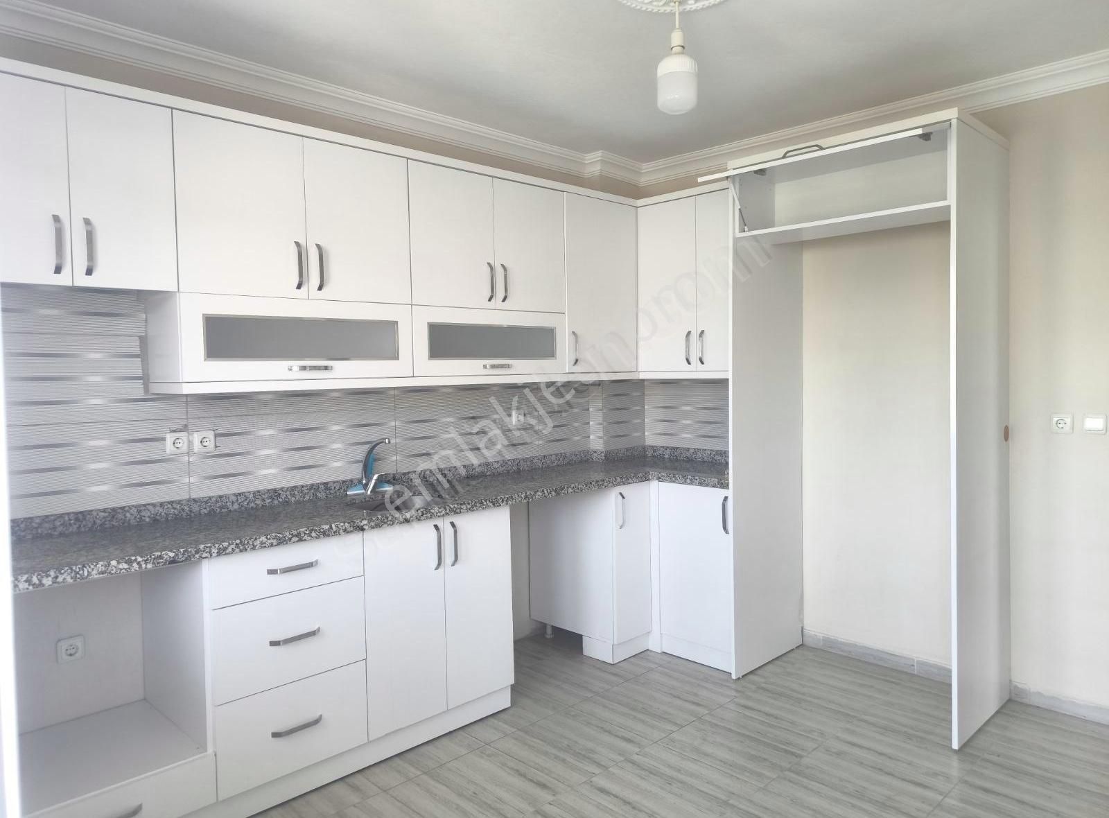 Sıfır Ayarında Yeni Yapı Müstakil Kiralık Ev