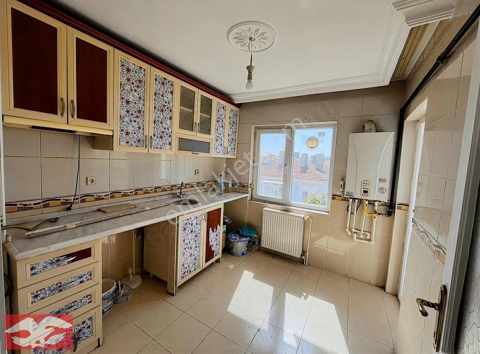 Plevne Mh Asansörlü Çift Balkonlu Bağımsız 2+1 Daire Fırsatı !