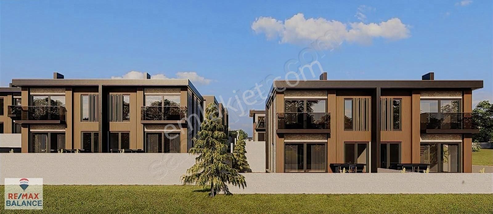 Serdivan Dağyoncalı Da Projeden Bahçeli Satılık 2+1 Villa