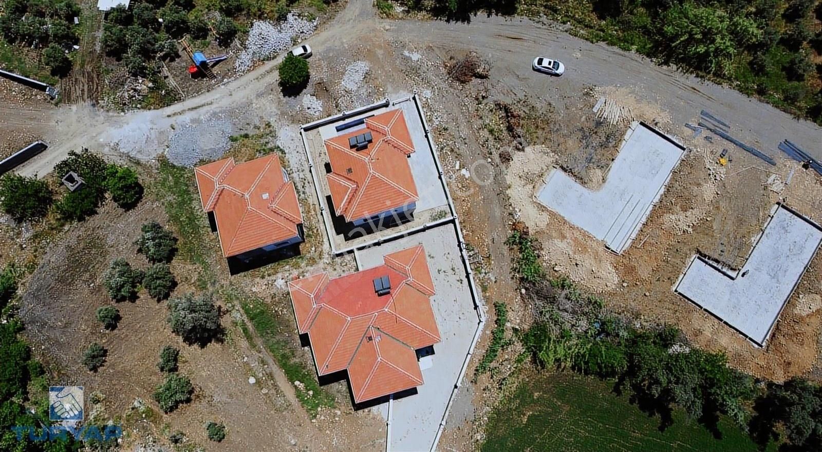 Turyaptan Seydikemer Kadıköy'de Satılık Bitişik Nizam 4+1 Villa