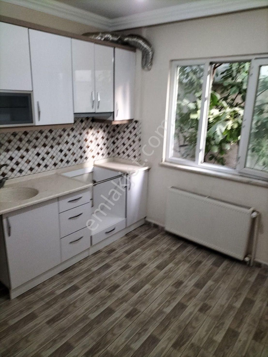 Sahibinden Aydın Tepecik Mahallesinde 3+1 Kiralık Daire
