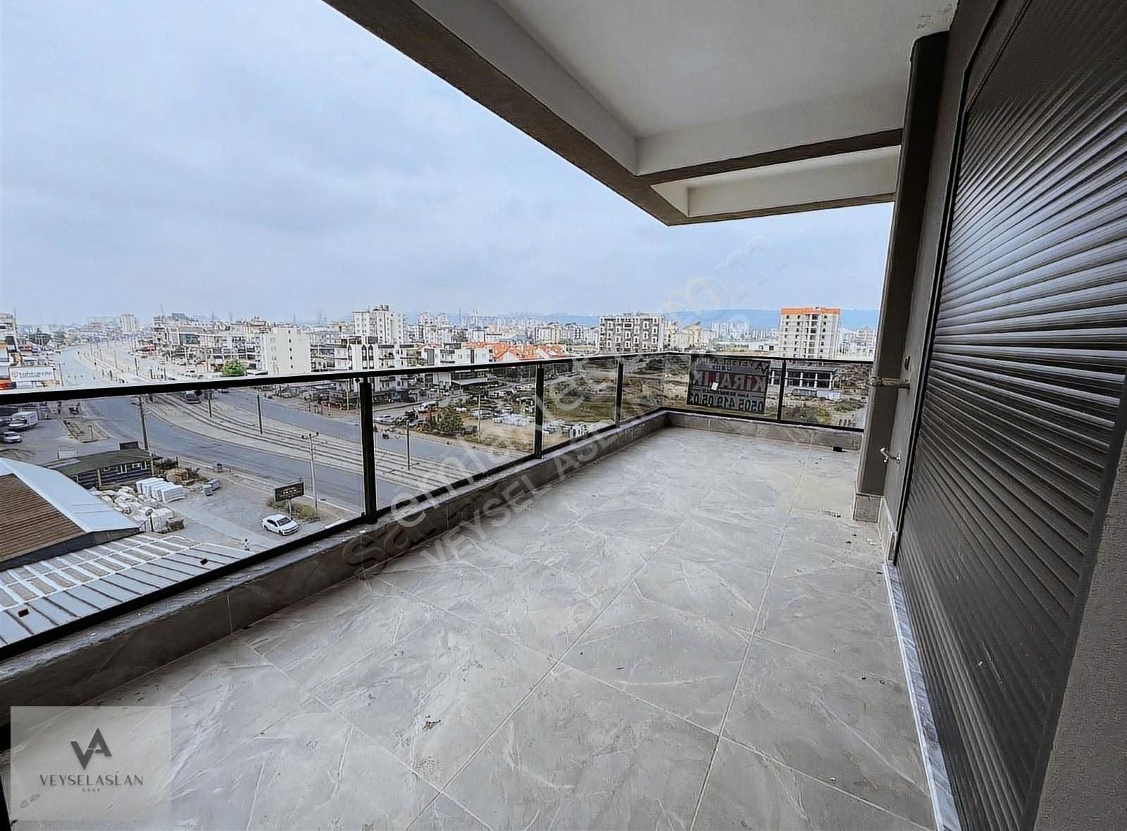 Tramvay Yolu Üzeri 3+1 170 M2 Ultra Lüks Daireler