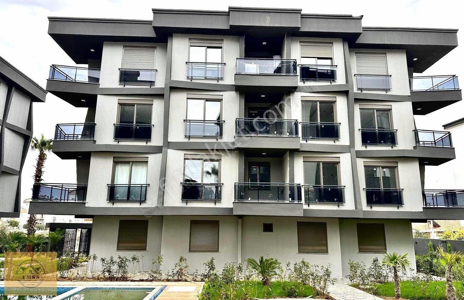 Şelale Mahallesinde Site İçi Havuzlu Katta Fırsat 2+1 Daire