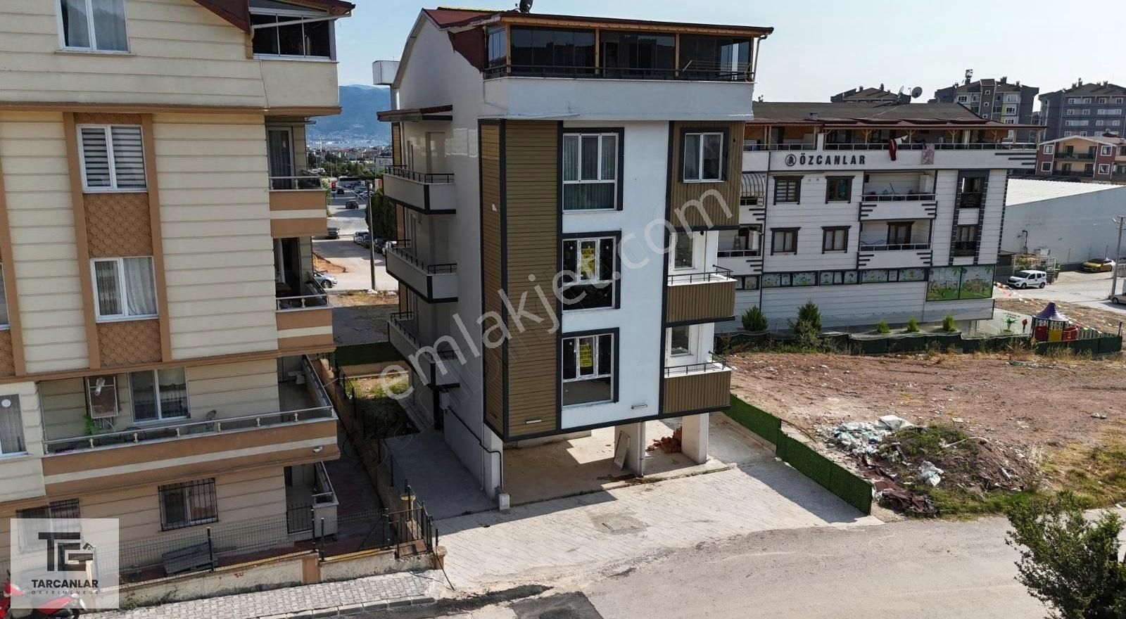 Tarcanlardan Körfezkentin Yanı Başında 3+1 Satılık Daire