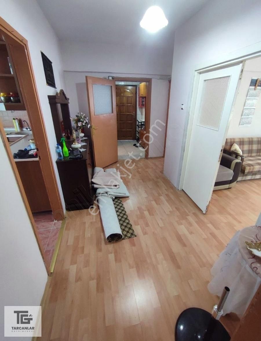 Tarcanlardan Başiskele Öğretmenler Sitesinde 2+1 Satılık Daire