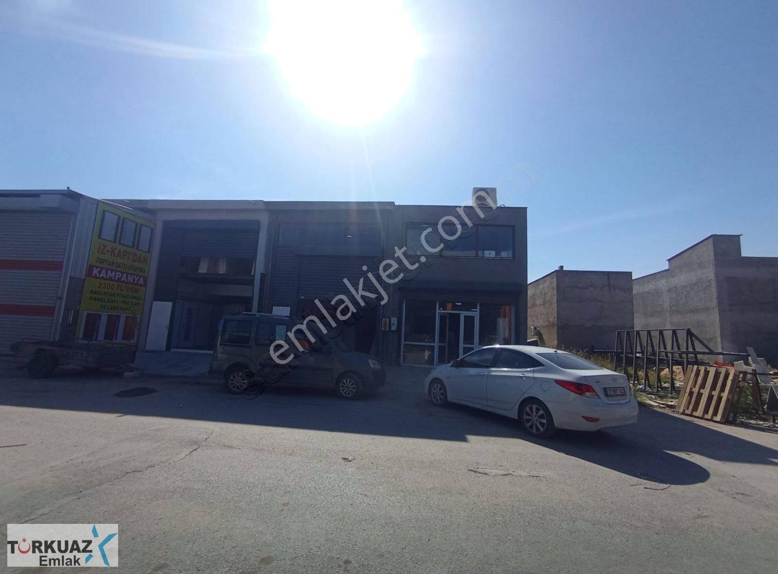 Torbalı Atatürk Sanayide Batarlı Dükkan 110 M2 Satılık