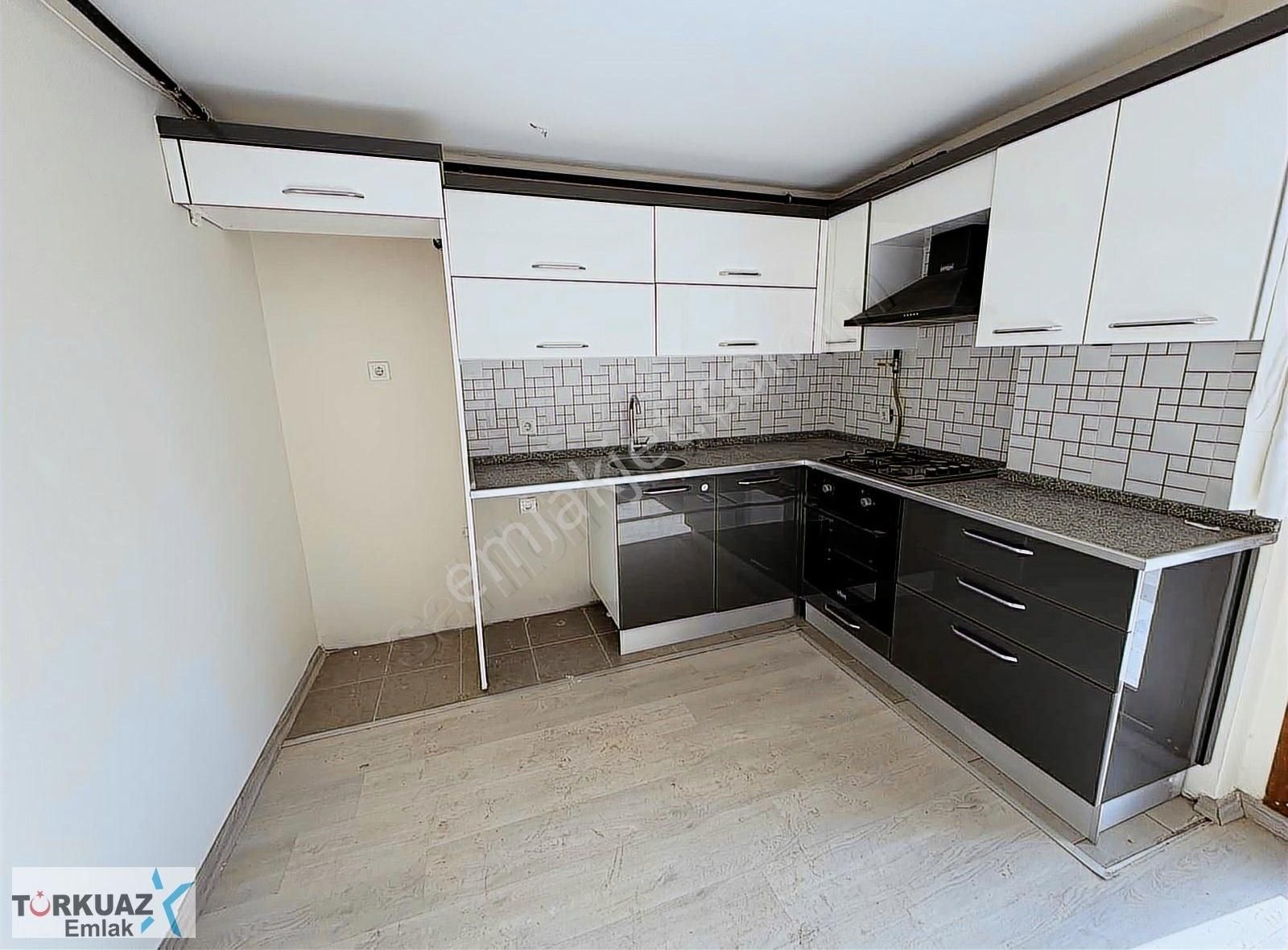 Turkuaz'dan Yarısına Kredili İzban Yakını Geniş 2+1 Daire