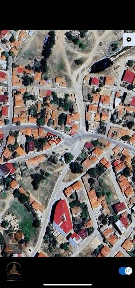 Aklar Mahallesi Köşe Parsel [134m2] Kullanımı Mevcut