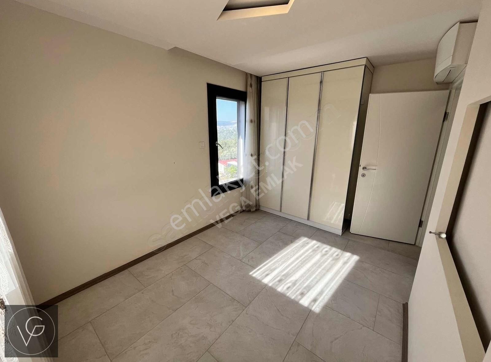Didim Akbük'te Deniz Manzaralı Lüks 3+1 Müstakil Villa - Görsel 14