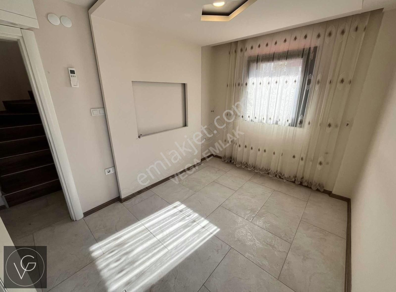 Didim Akbük'te Deniz Manzaralı Lüks 3+1 Müstakil Villa - Görsel 21