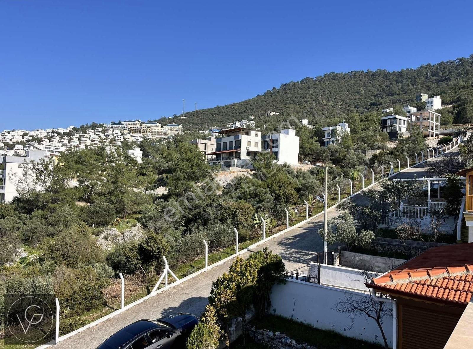 Didim Akbük'te Deniz Manzaralı Lüks 3+1 Müstakil Villa - Görsel 11