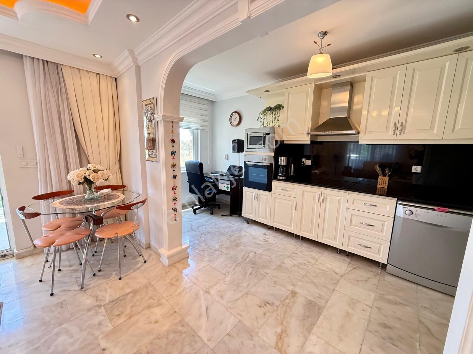 Mahmutlar Cebeci 8 Residence’te 2+1 Cam Balkonlu Deniz Manzaralı - Görsel 29