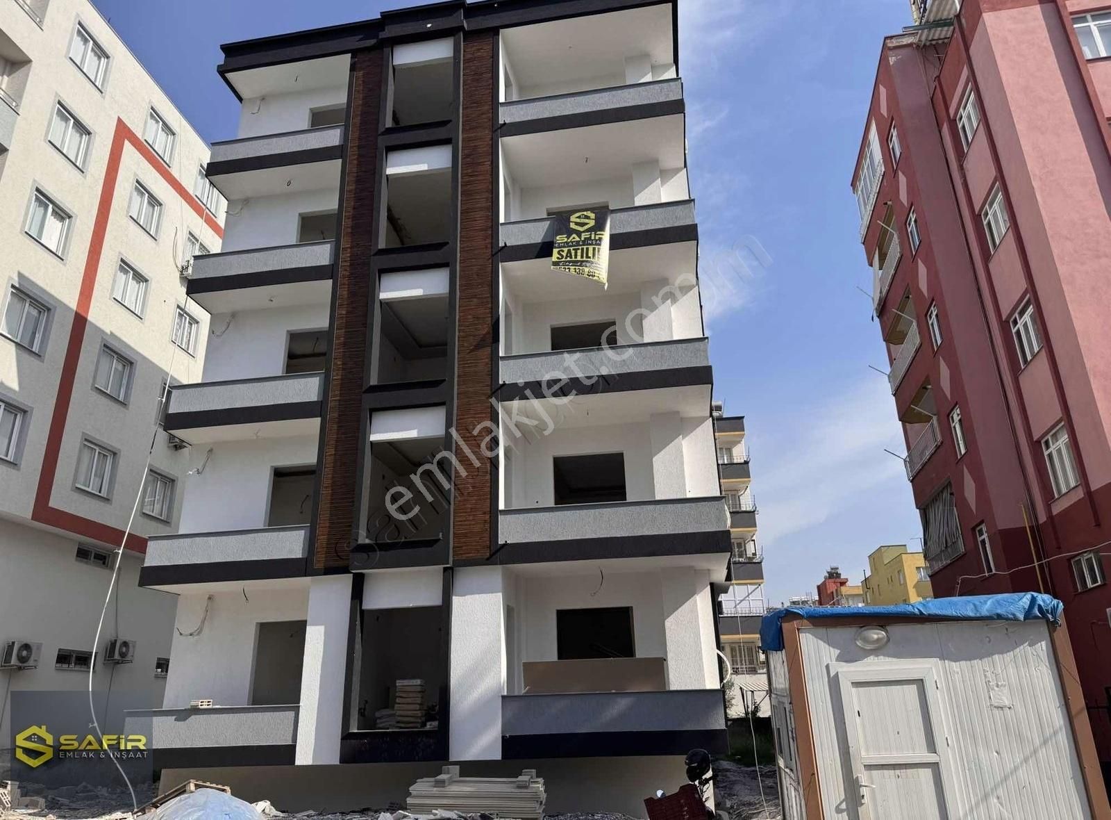 Safir'den Mükemmel Konumda Satılık 2+1 Daireler