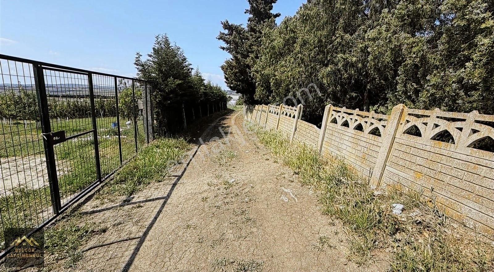 Silivri K.kılılı'da 2.100m2 Köyün İçinde Yeri Belli Satılık Arsa - Görsel 4