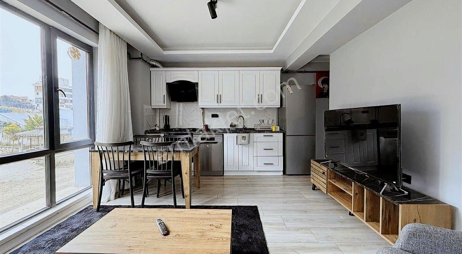 Revizyon Diamond'an Ulaşıma Yakın Lüks Eşyalı Satılık 1+1 Daire