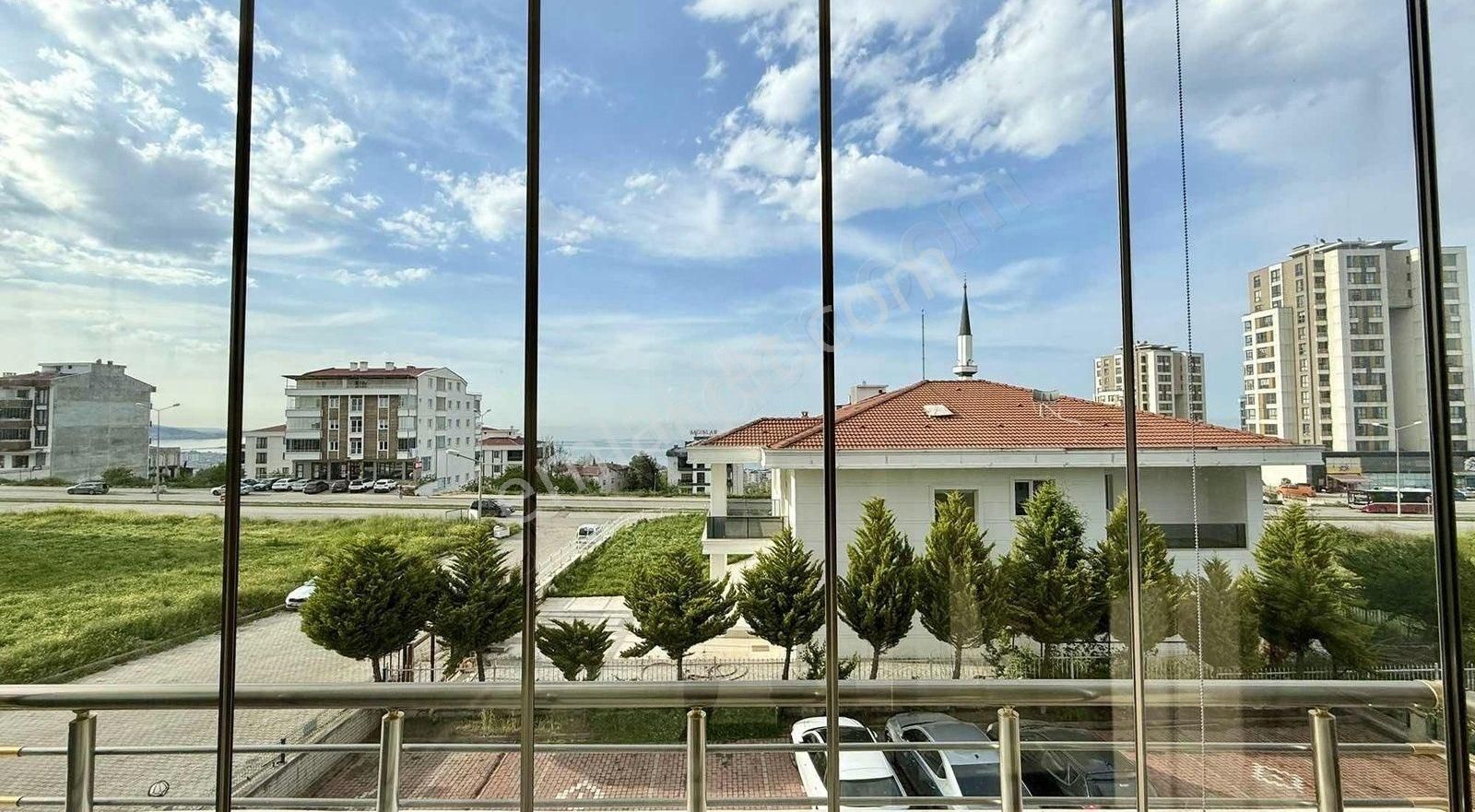 Revizyon Diamond'an Deniz Manzaralı 185 M2 Net 4+1 Daire