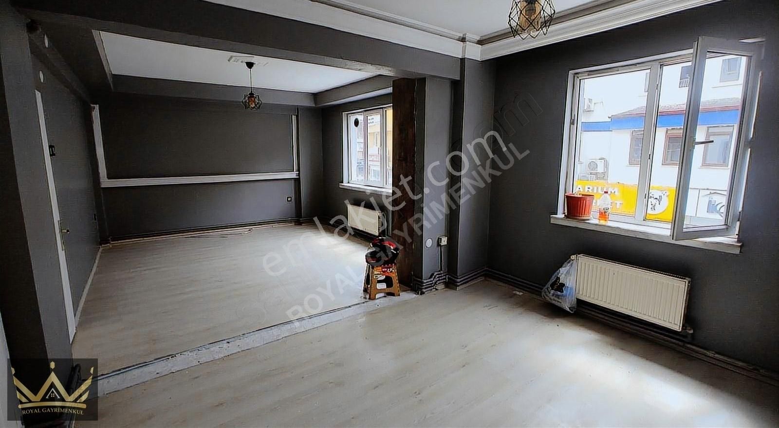 Royalden Servi Mahallesi Cadde Üzeri Ofis,daire Kiralık Daire
