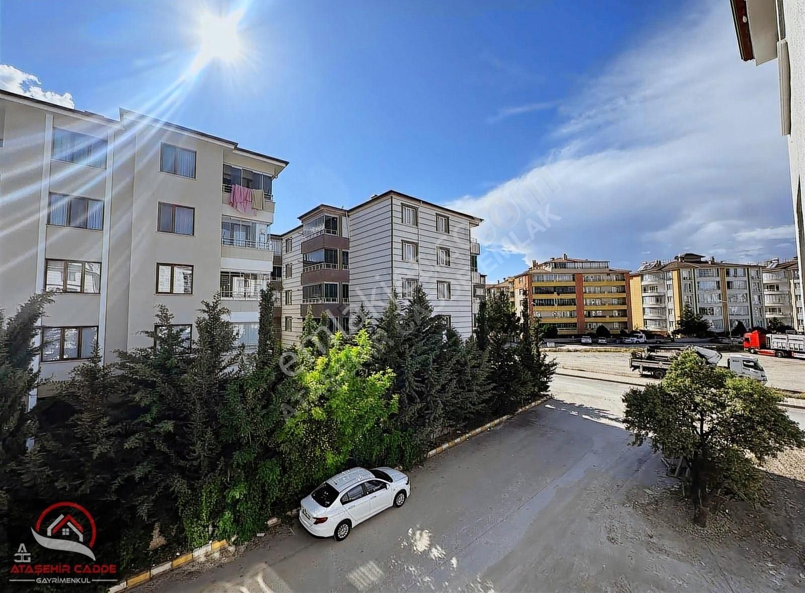 [acg] Sürsürü Mah. Ümran Ekspertiz Arkası 1+1 Satılık Ofisler