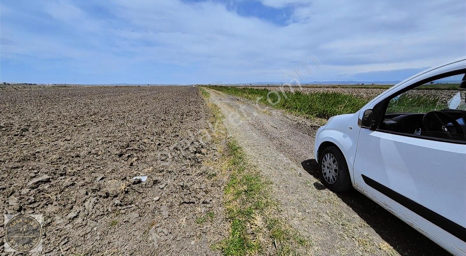 Yeniköy'de Satılık 8677m2 Tarla