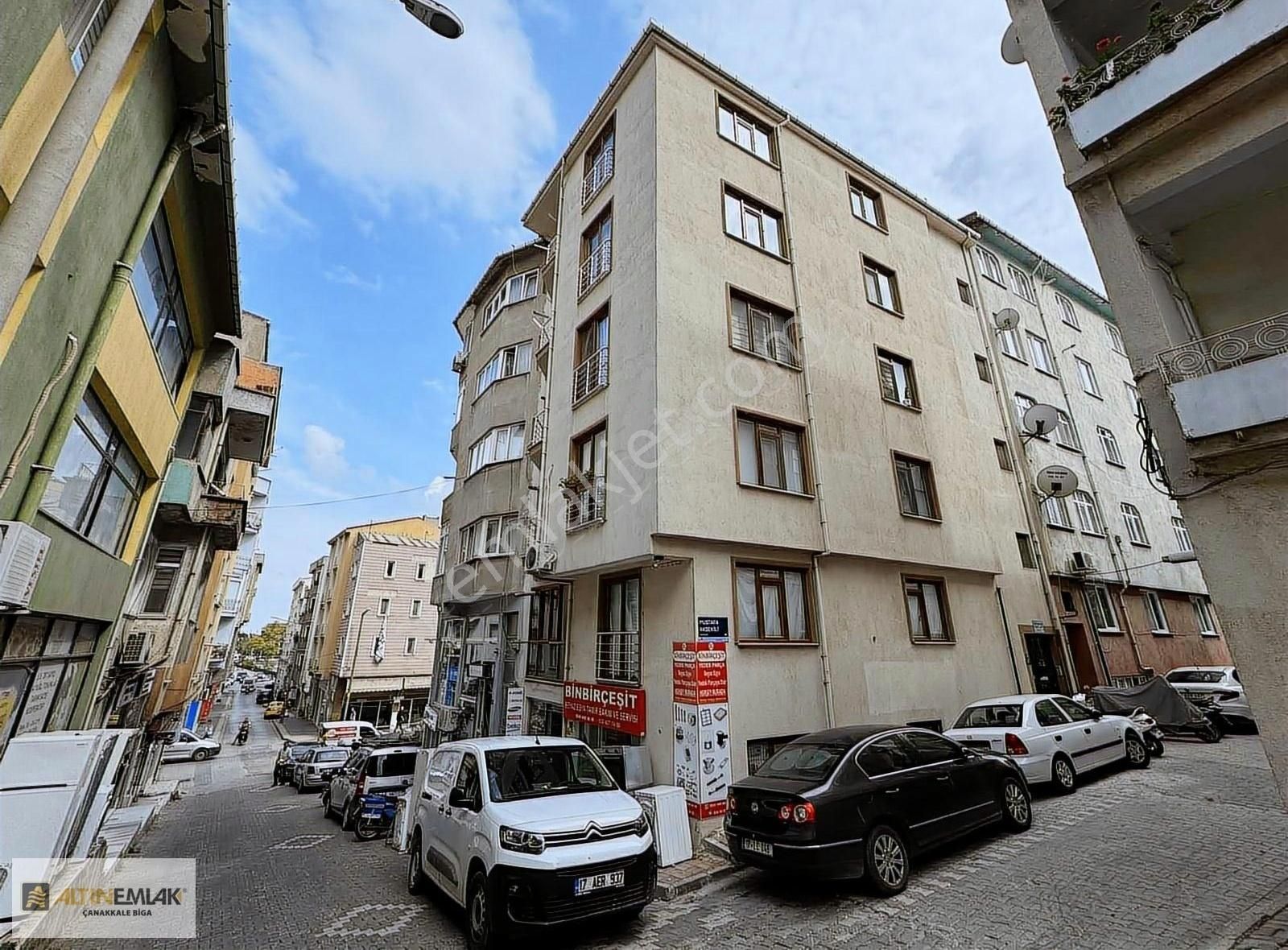 Biga Merkez'de Kiralık Eşyalı 2+1 Daire...