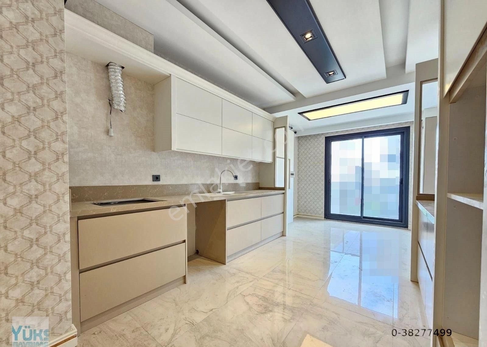 Denizli Selçukbey De 4+1 220 M2 Havuzlu Ultra Lüks Satılık Arakat Daire
