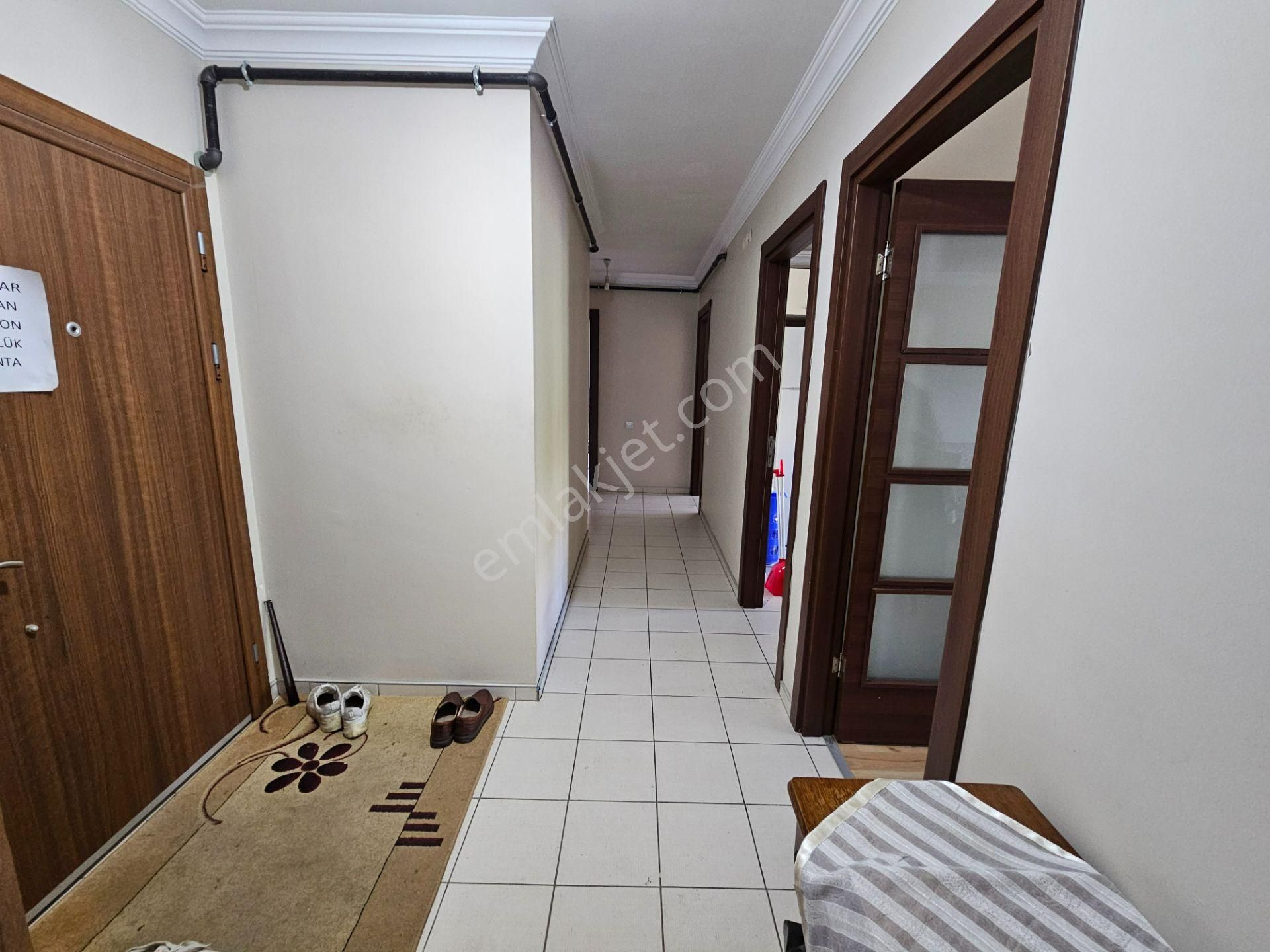 İsabeylide Bulvar Üzeri Satılık 3+1 Daire