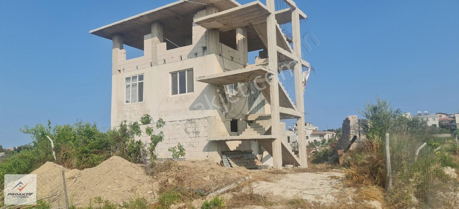 Karataşta Denize Yakın Müstakil Natamam