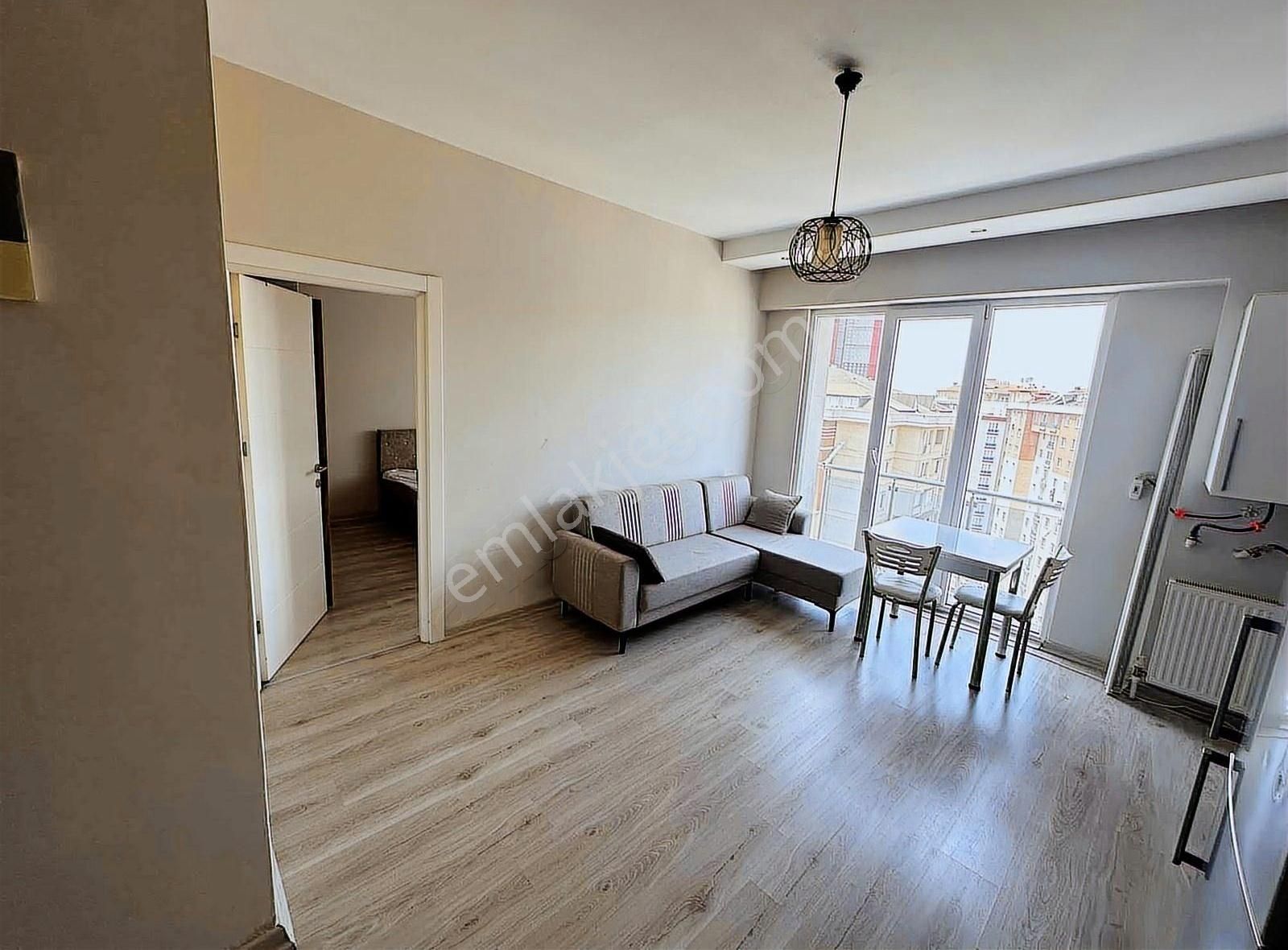 Sosyal Donatılı Site İçerisinde Eşyalı Kiralık 1+1 Daire