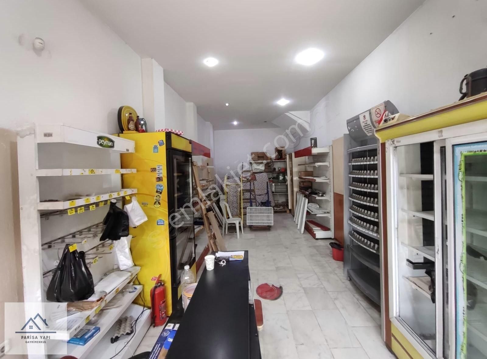 Bucaparisa'dan Doğuş Caddesi Üzeri Kampüs Karşısı Kiralık Dükkan