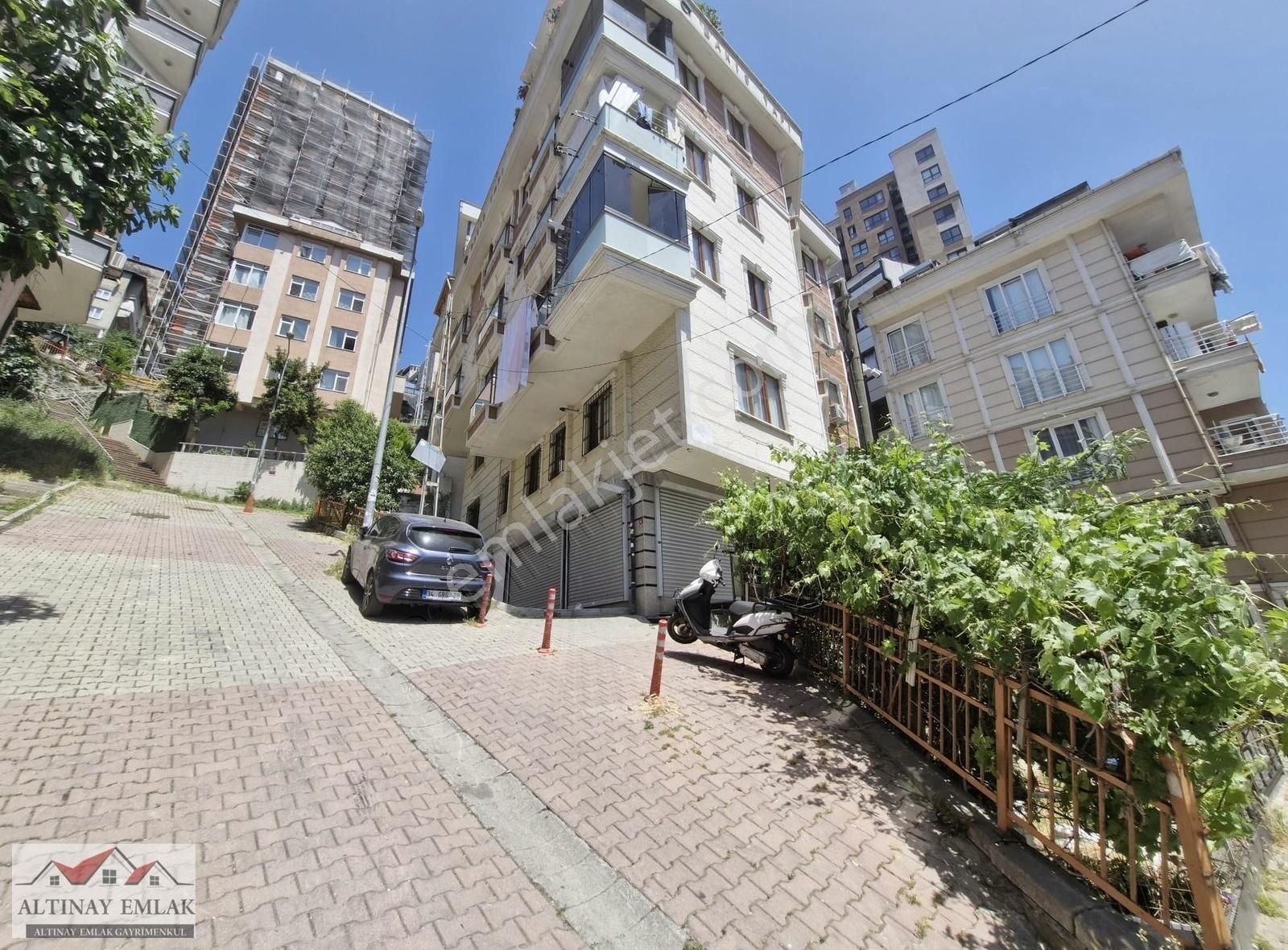 Galata Deresinde Ara Kat Genç Bina 2+1 Satılık Daire