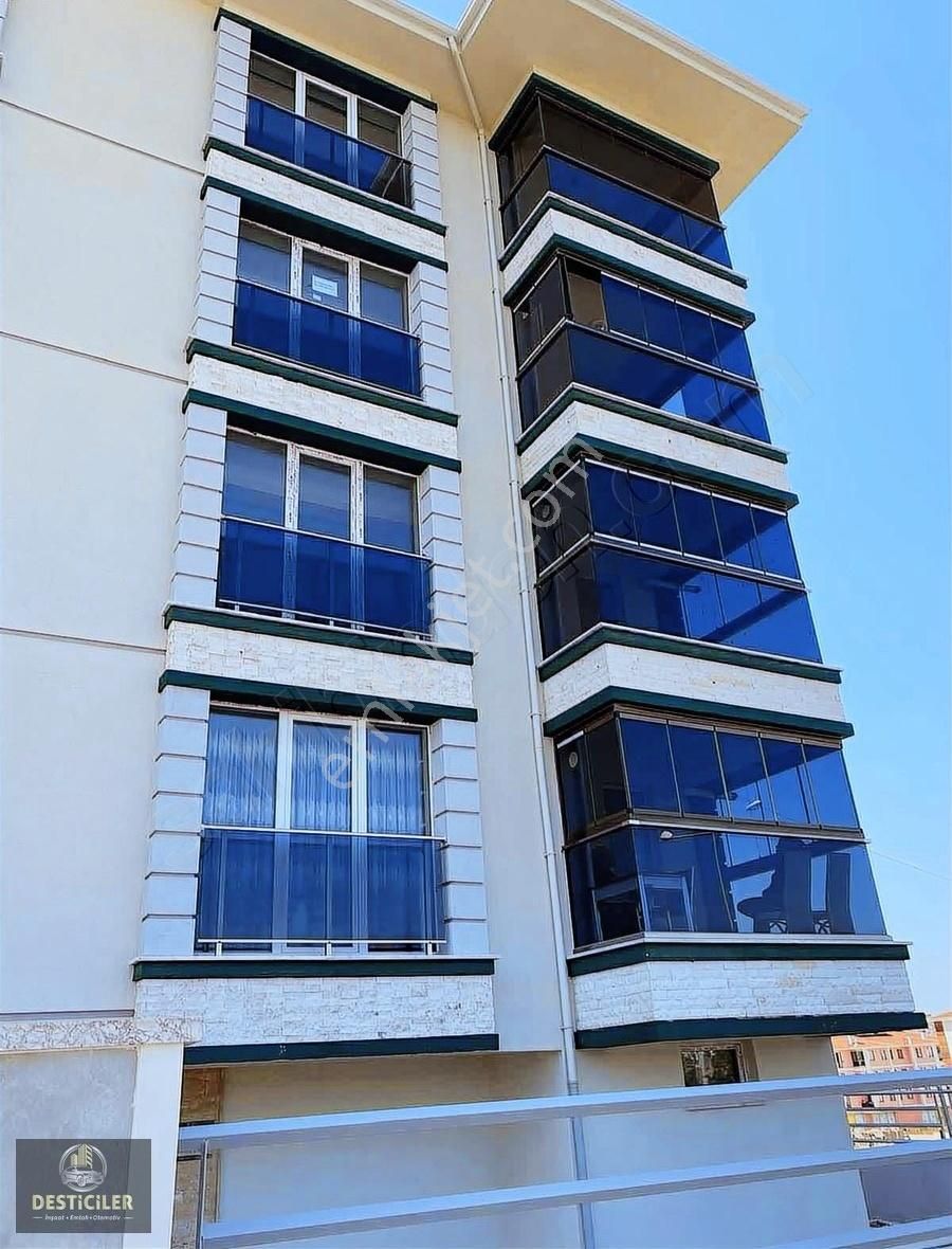 Ad-desticiler Emek Mahallesi 3+1 Geniş Kiralık Daire