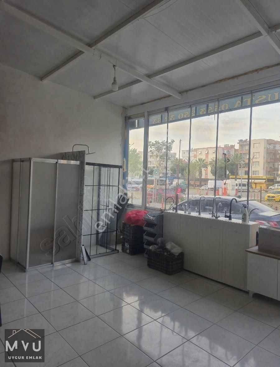 Aliağa Merkezinde Satılık Dükkan - Görsel 9