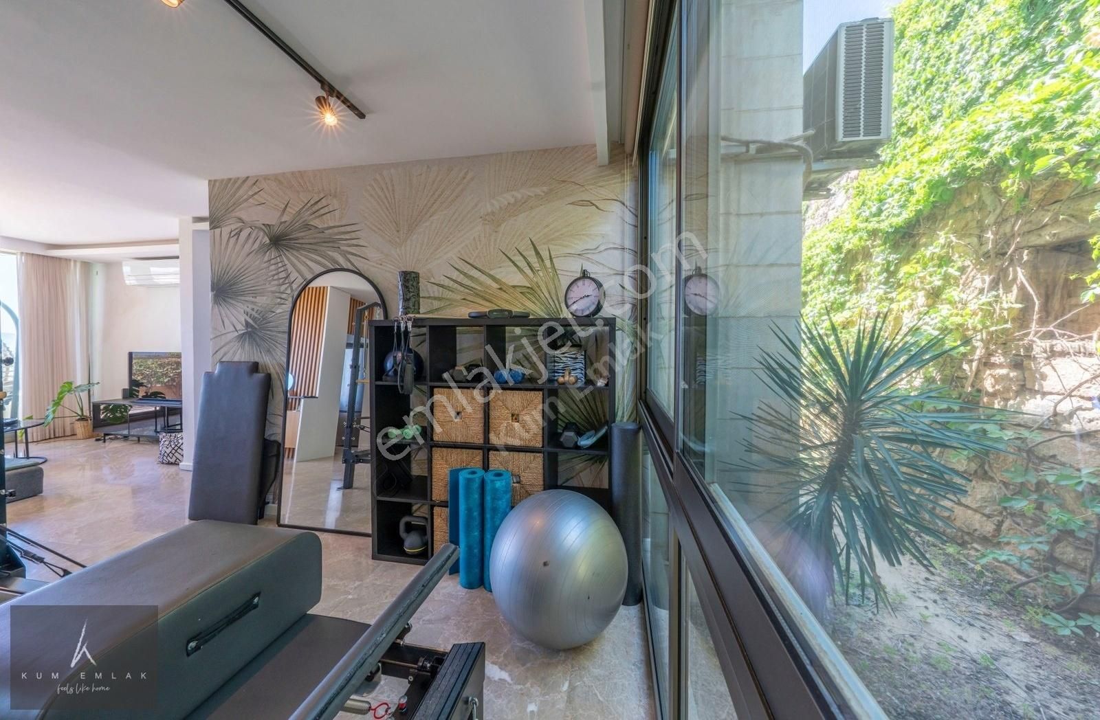 Bodrum Konacık'ta Satılık Panaromik Manzaralı Bahçe Katı Daire - Görsel 22