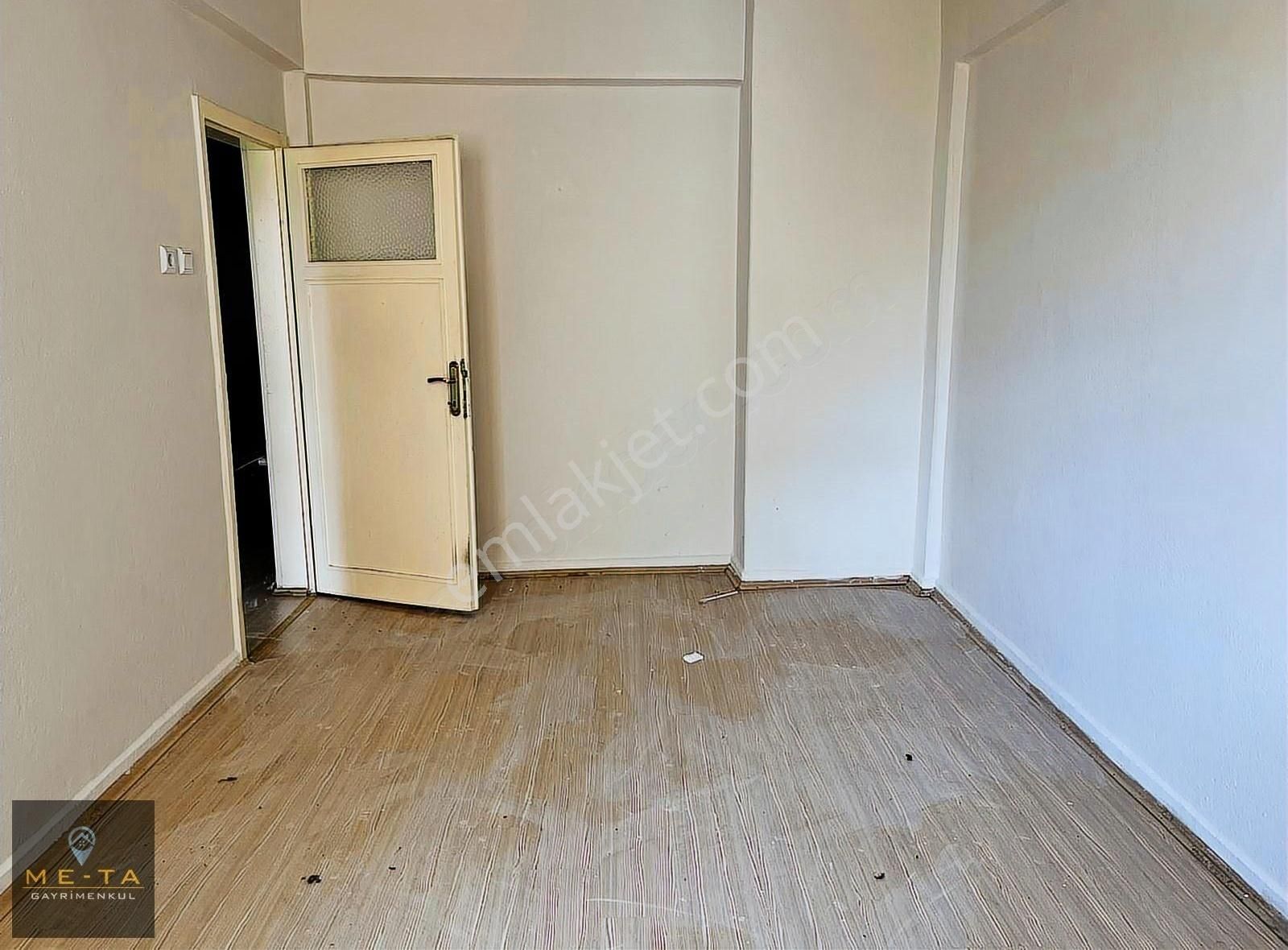 Me-ta Gayrimenkul'den Cumhuriyet Mah. 3+1 Bağımsız Satılık Daire