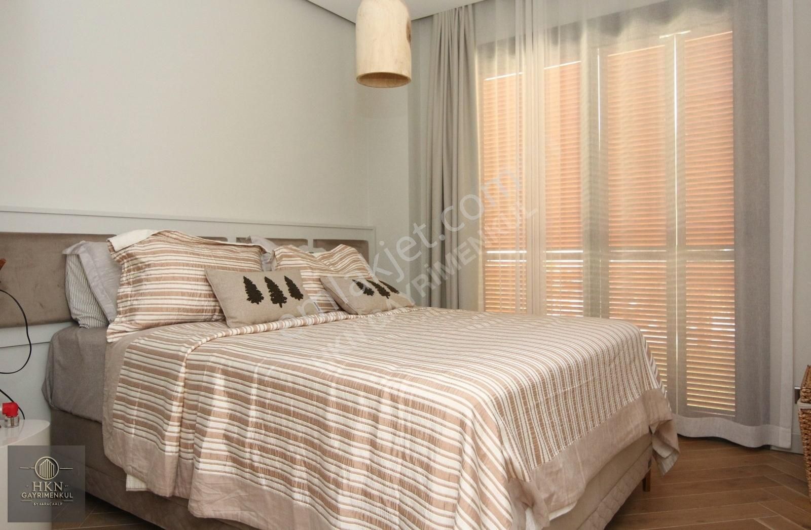 Eskiçeşmede Marinaya 300 Metre Eşyasız Kiralık Müstakil Villa - Görsel 21