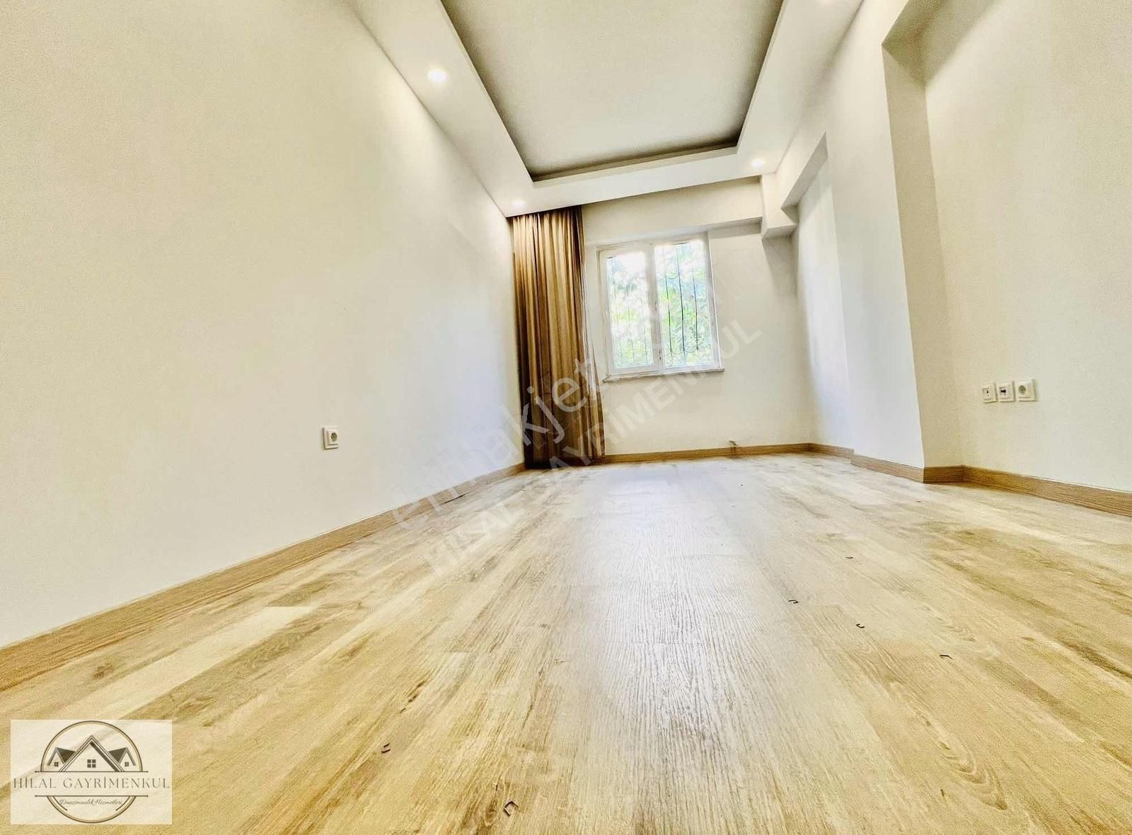 Hilal Gayrimenkulden Masrafsız 2+1 Yol Cephe